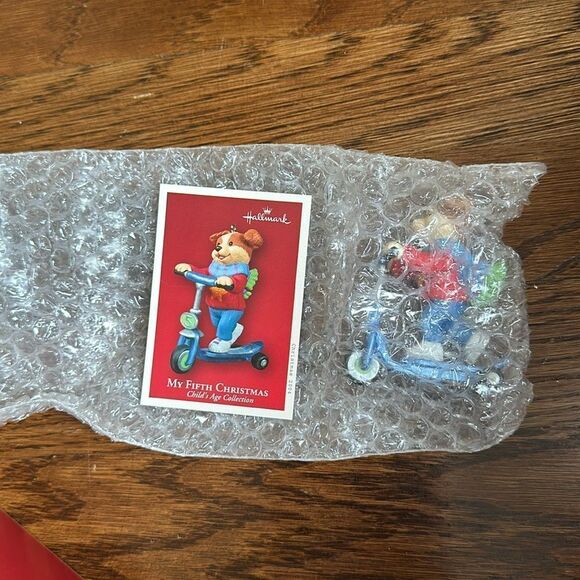Vintage 2004 new in box Hallmark My Fifth Christmas Keepsake Ornament - Picture 3 of 5